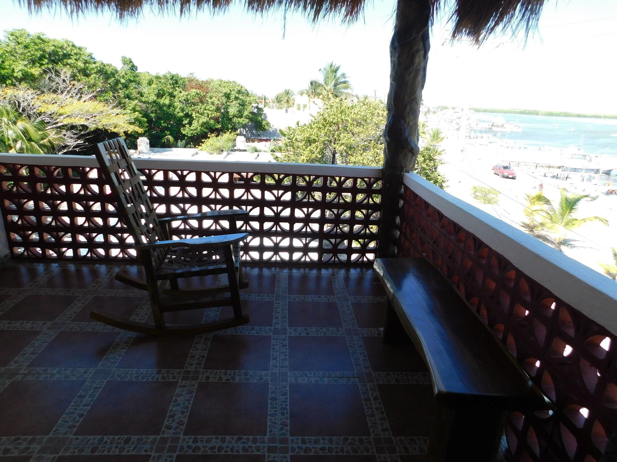 Posada El Perico Marinero Rio Lagartos Luaran gambar