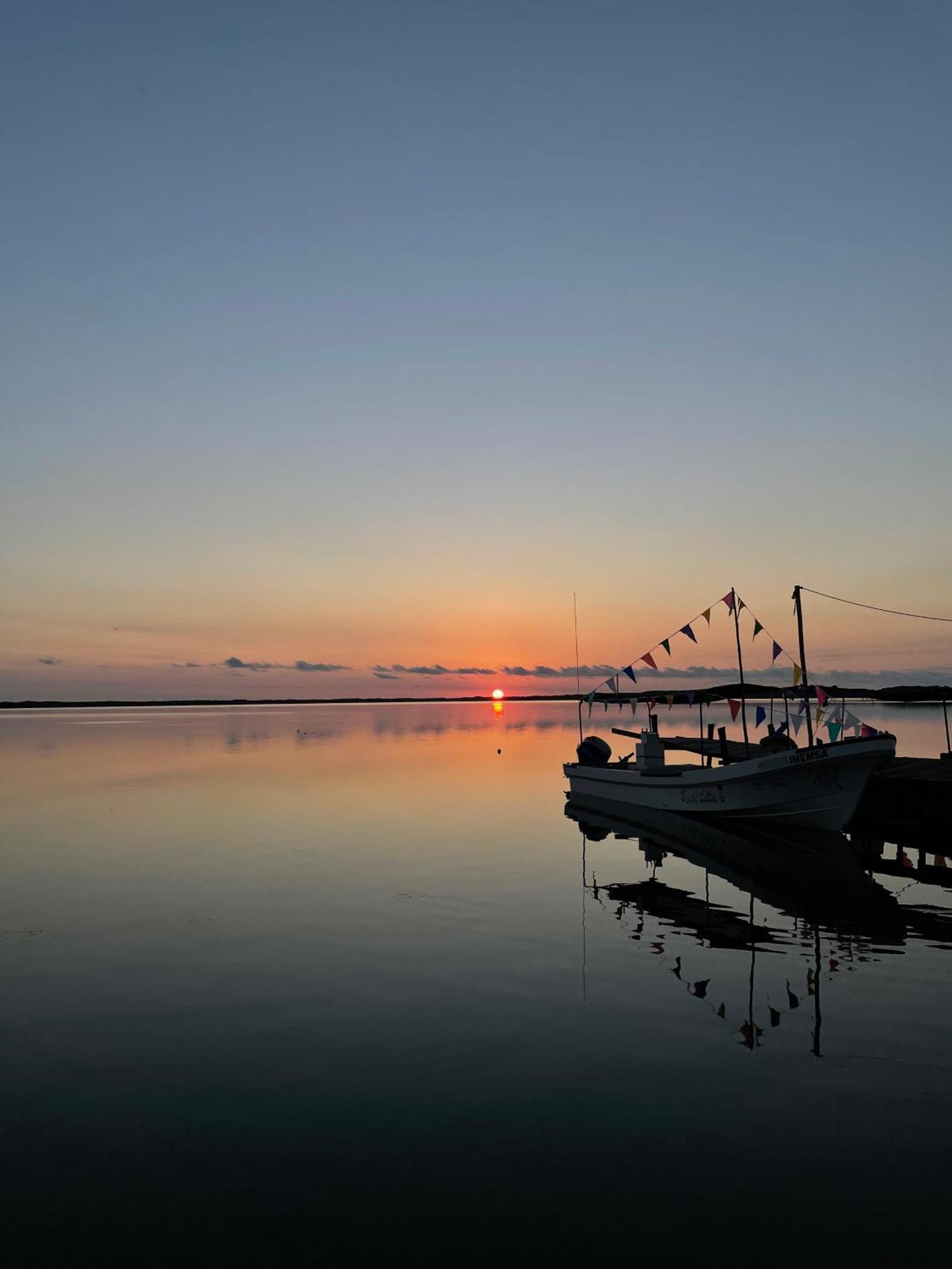 Posada El Perico Marinero Rio Lagartos Luaran gambar